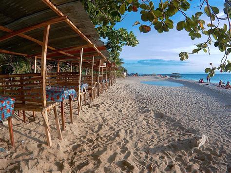 panagsama beach moalboal hotels.